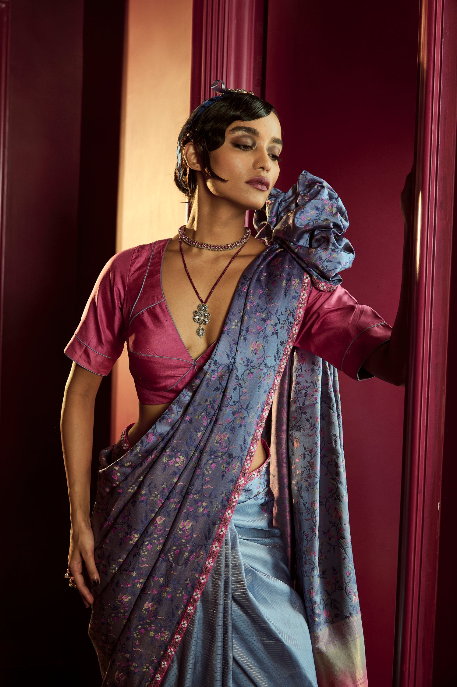 Jameela Neeli Tanchoi Banarasi Handloom Sari