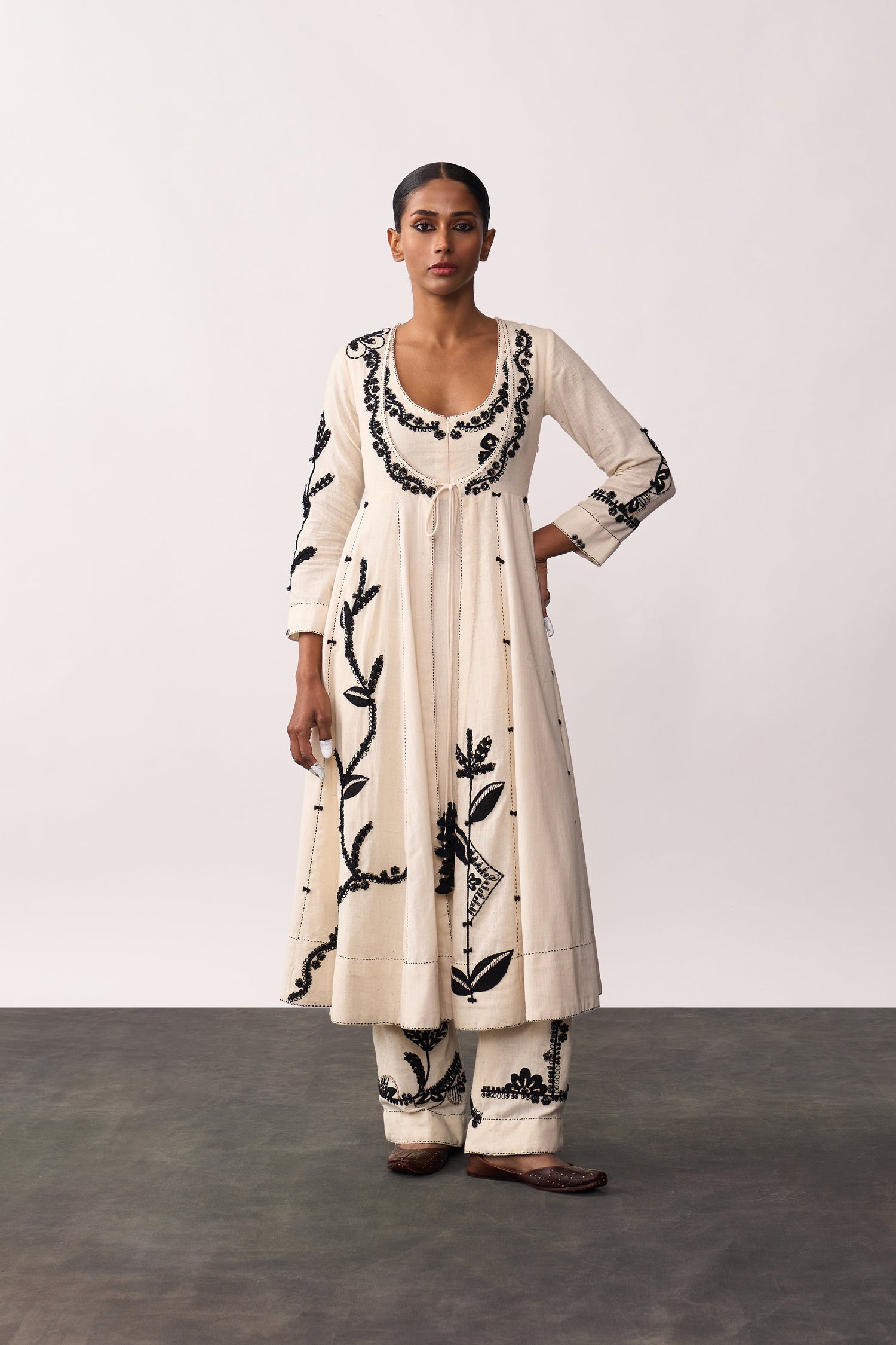 'Hazrat' Ivory Handspun Anarkali Set