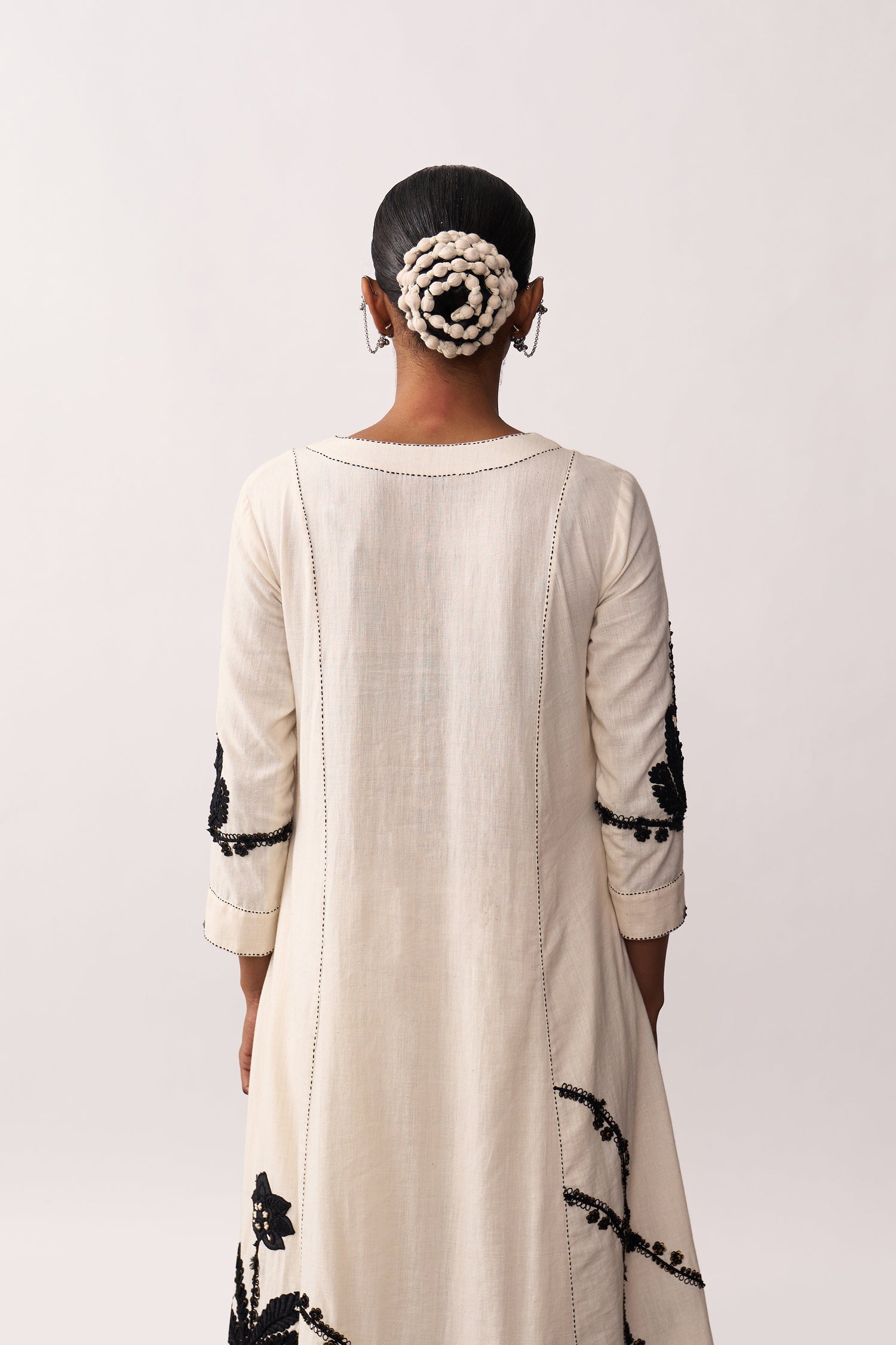 'Sucheta' Ivory Handspun Kurta Set