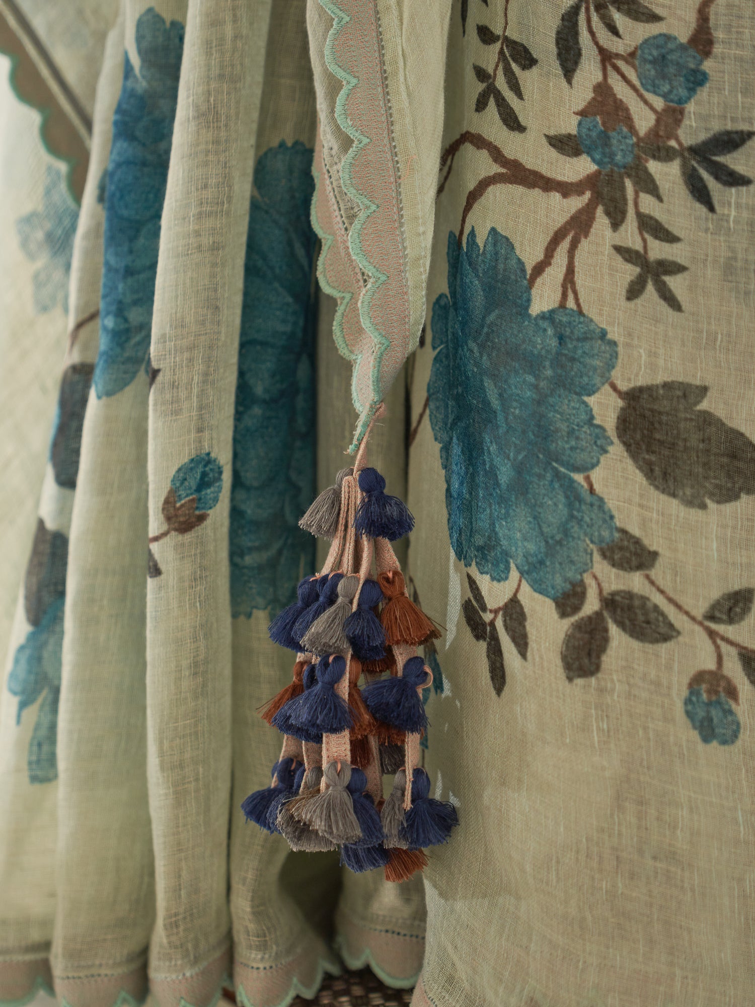 'Goolar' Pure Linen Handloom Sari