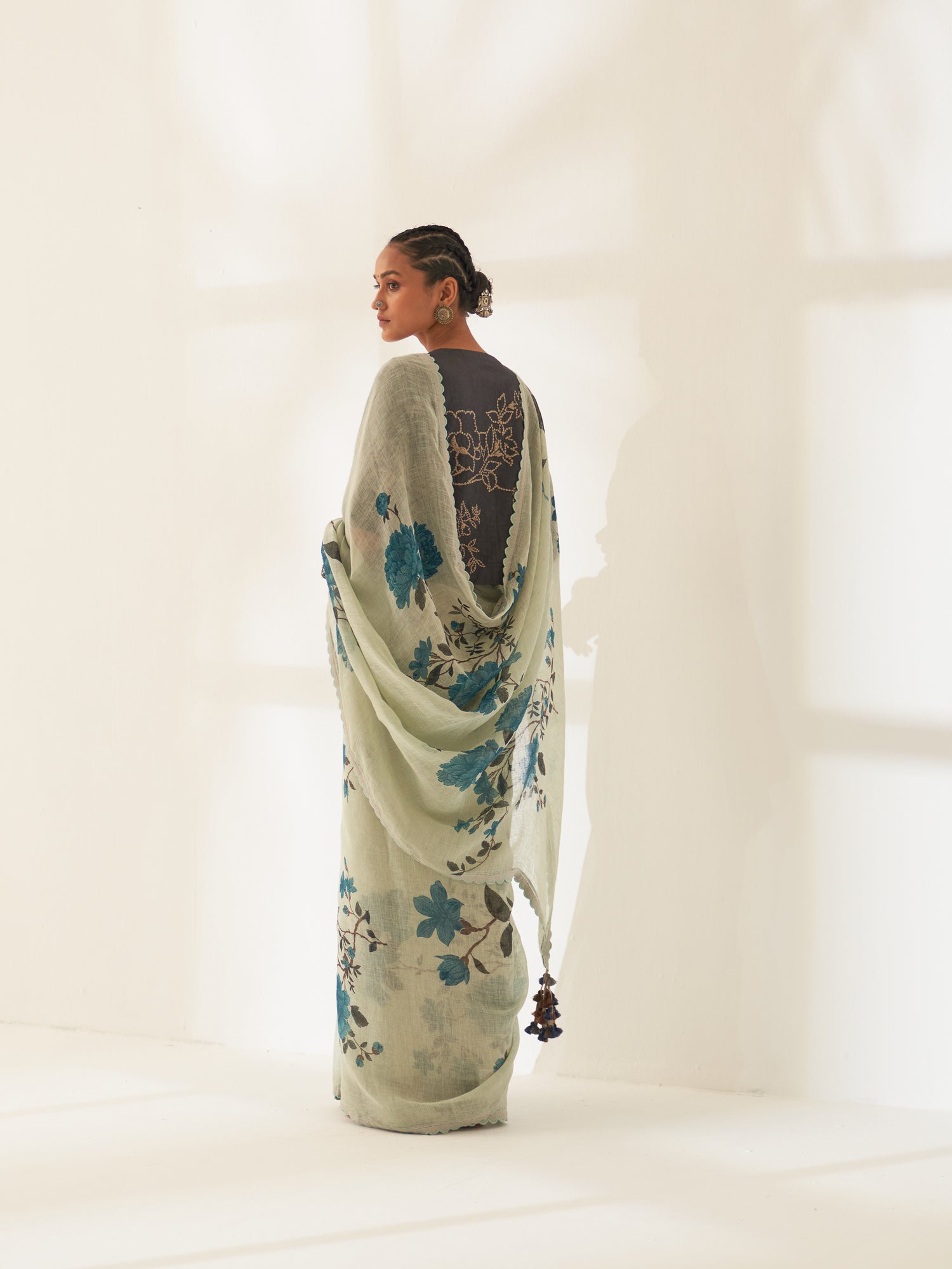 'Goolar' Pure Linen Handloom Sari