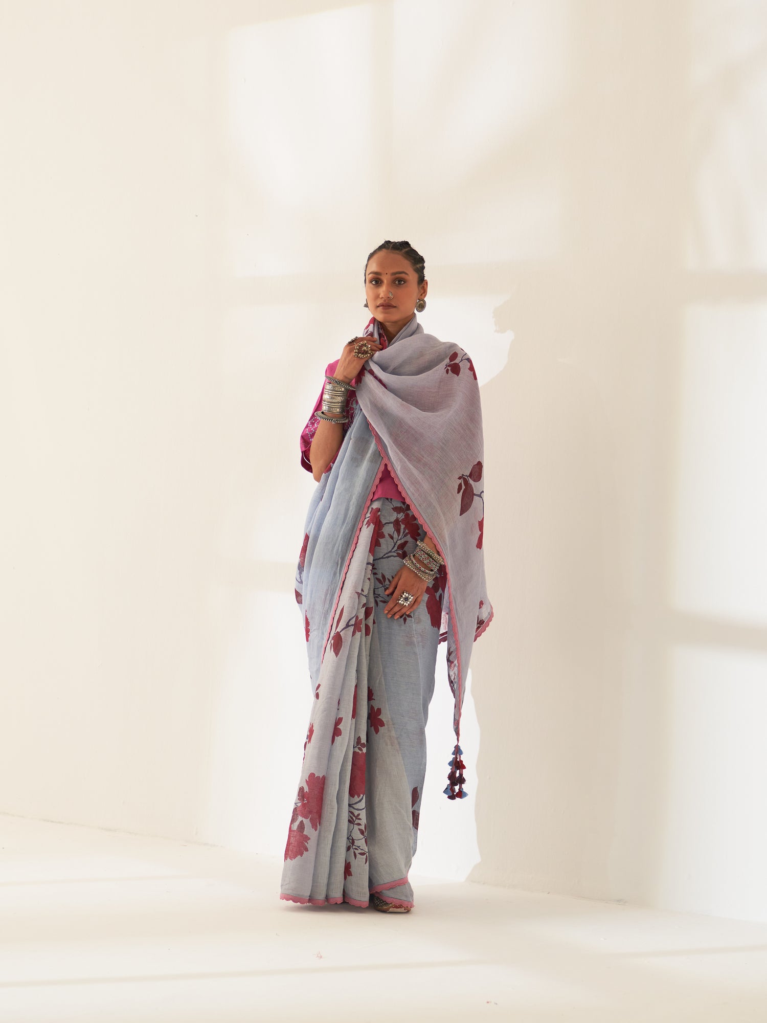 'Chameli' Pure Linen Handloom Sari