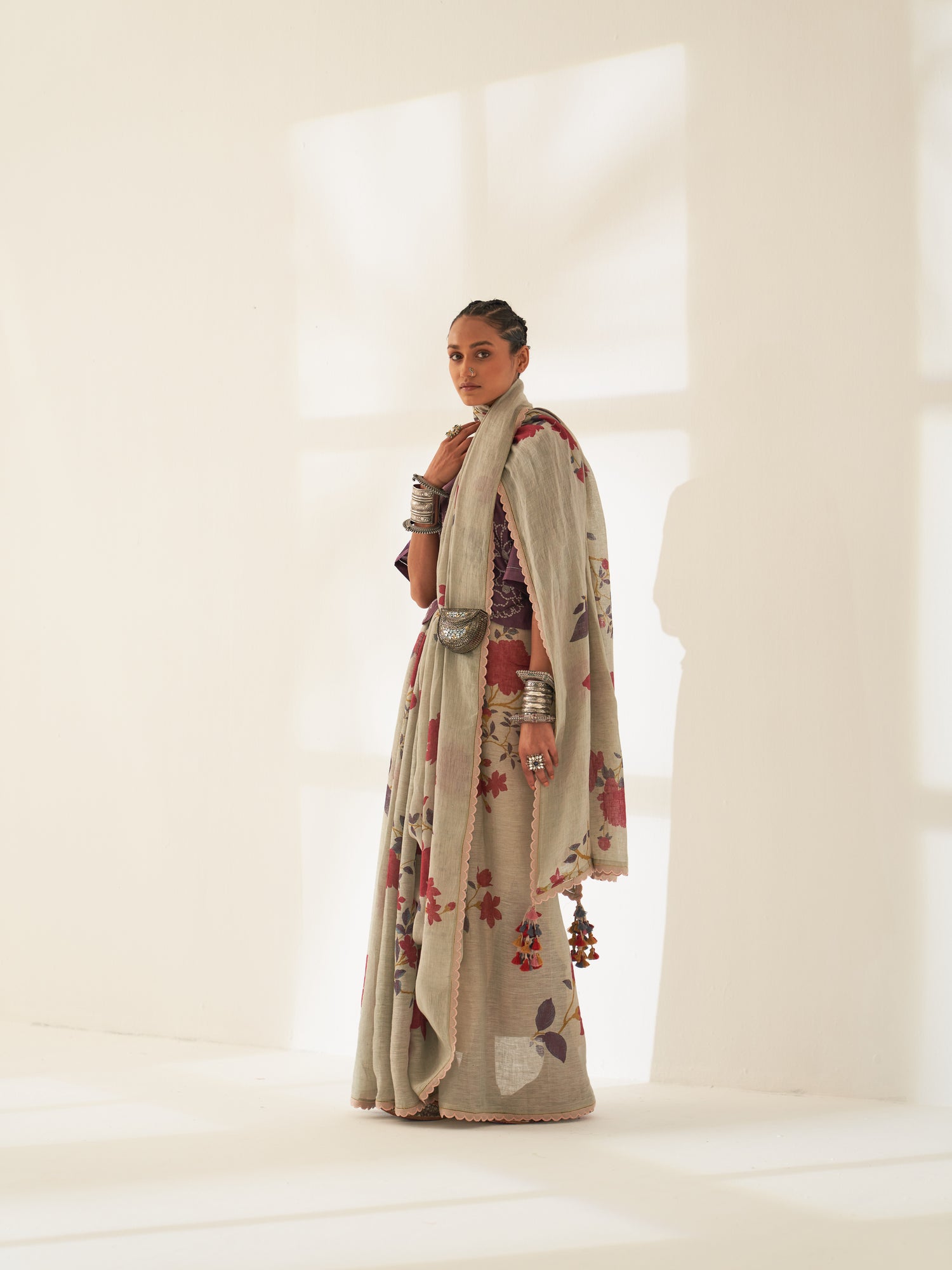 'Buta' Pure Linen Handloom Sari