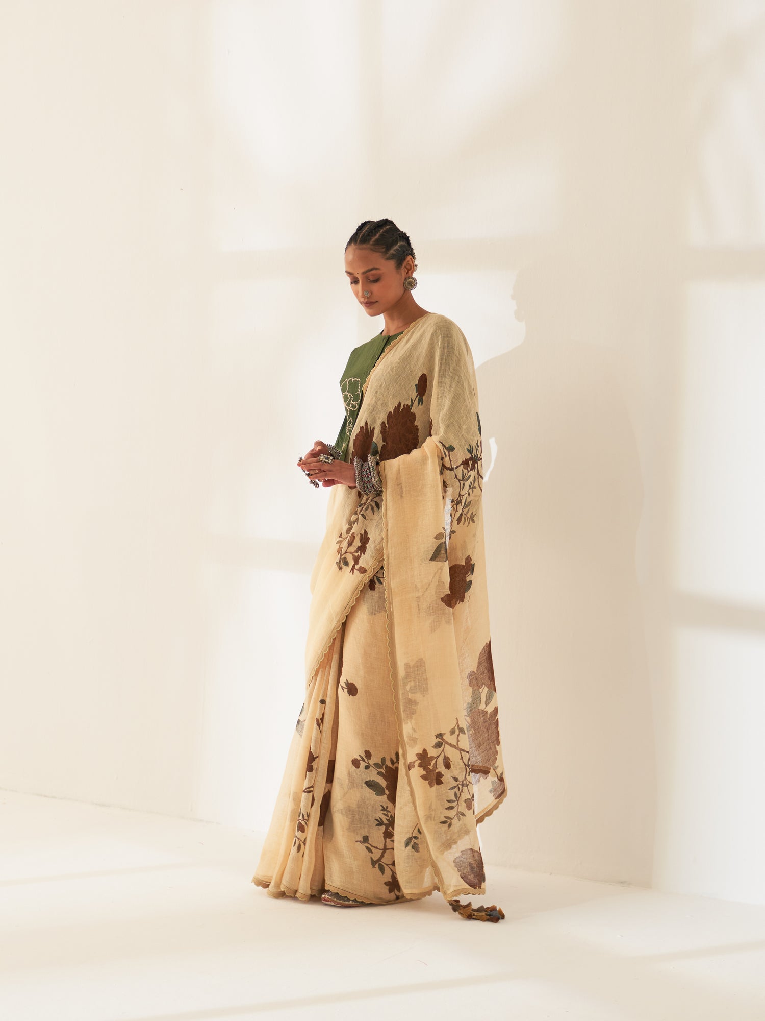 'Mahogany' Pure Linen Handloom Sari