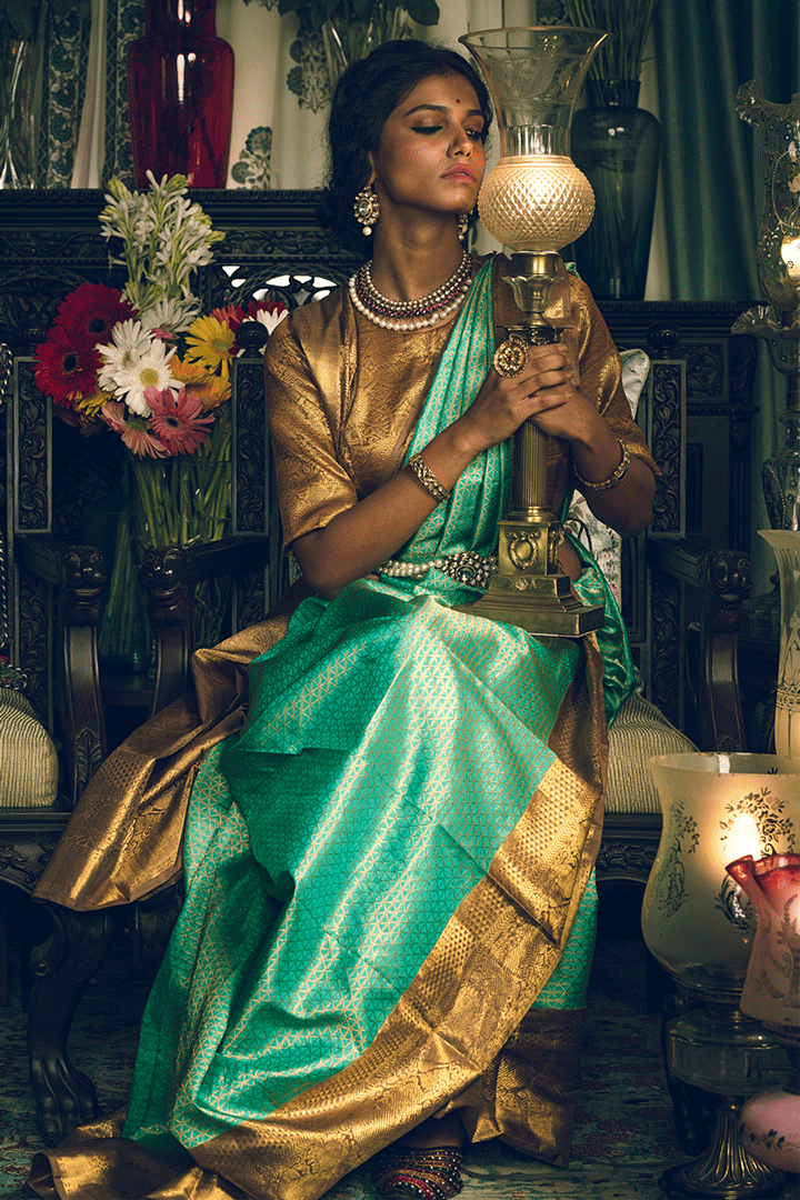 Sea Green Geometric Zari Pure Silk Kanjivaram Handloom Sari