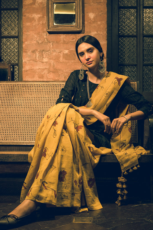 'Harsha' Mustard Chamomile Linen Handloom Sari