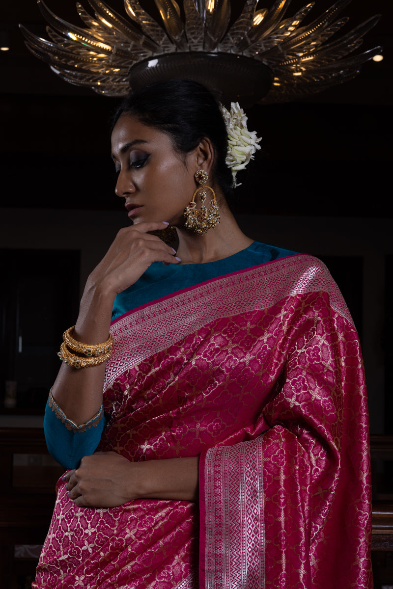 'Chaand Ki Jaali' Rani Geometric Benarasi Handloom Sari