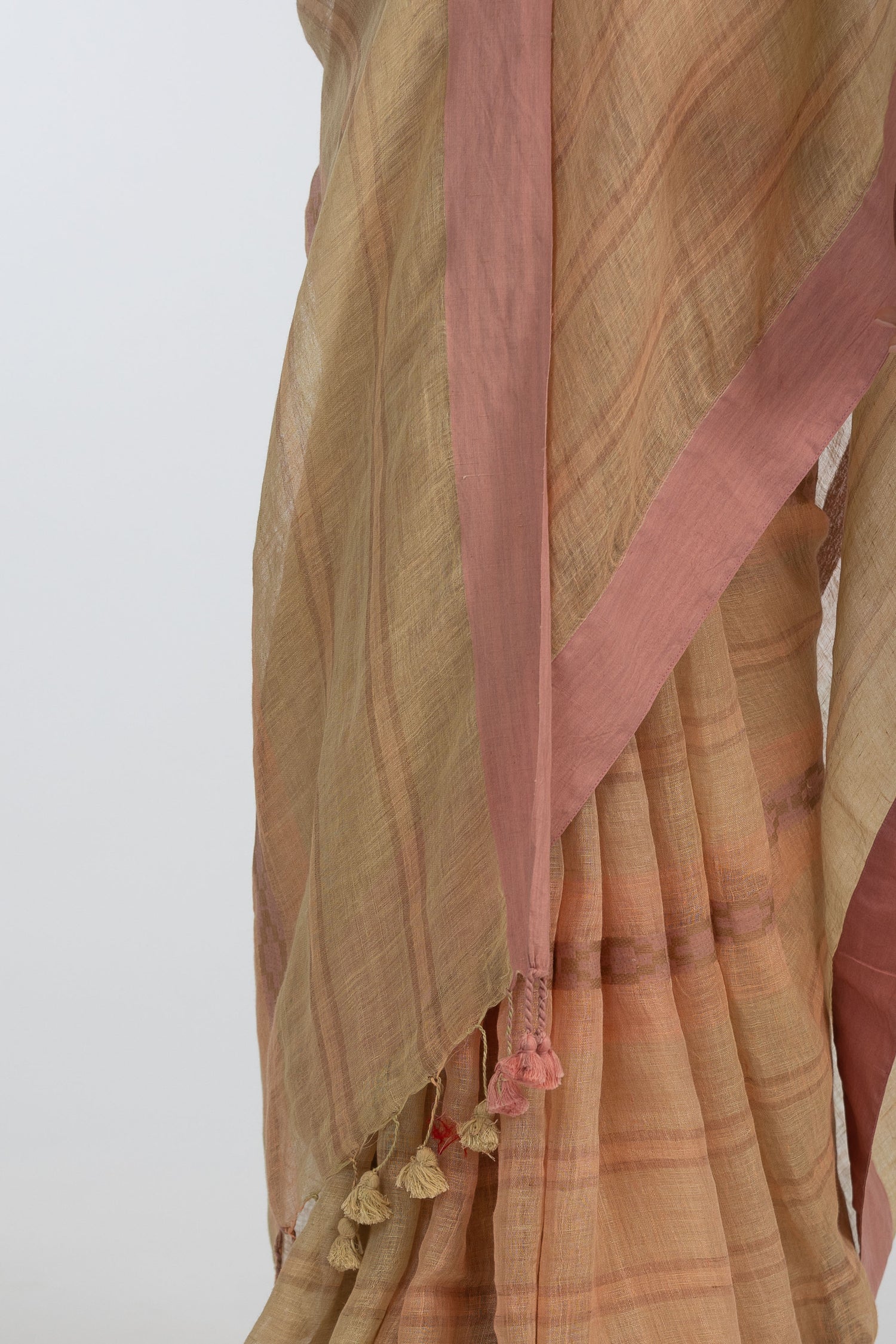 'POOJA' Linen Handloom Sari