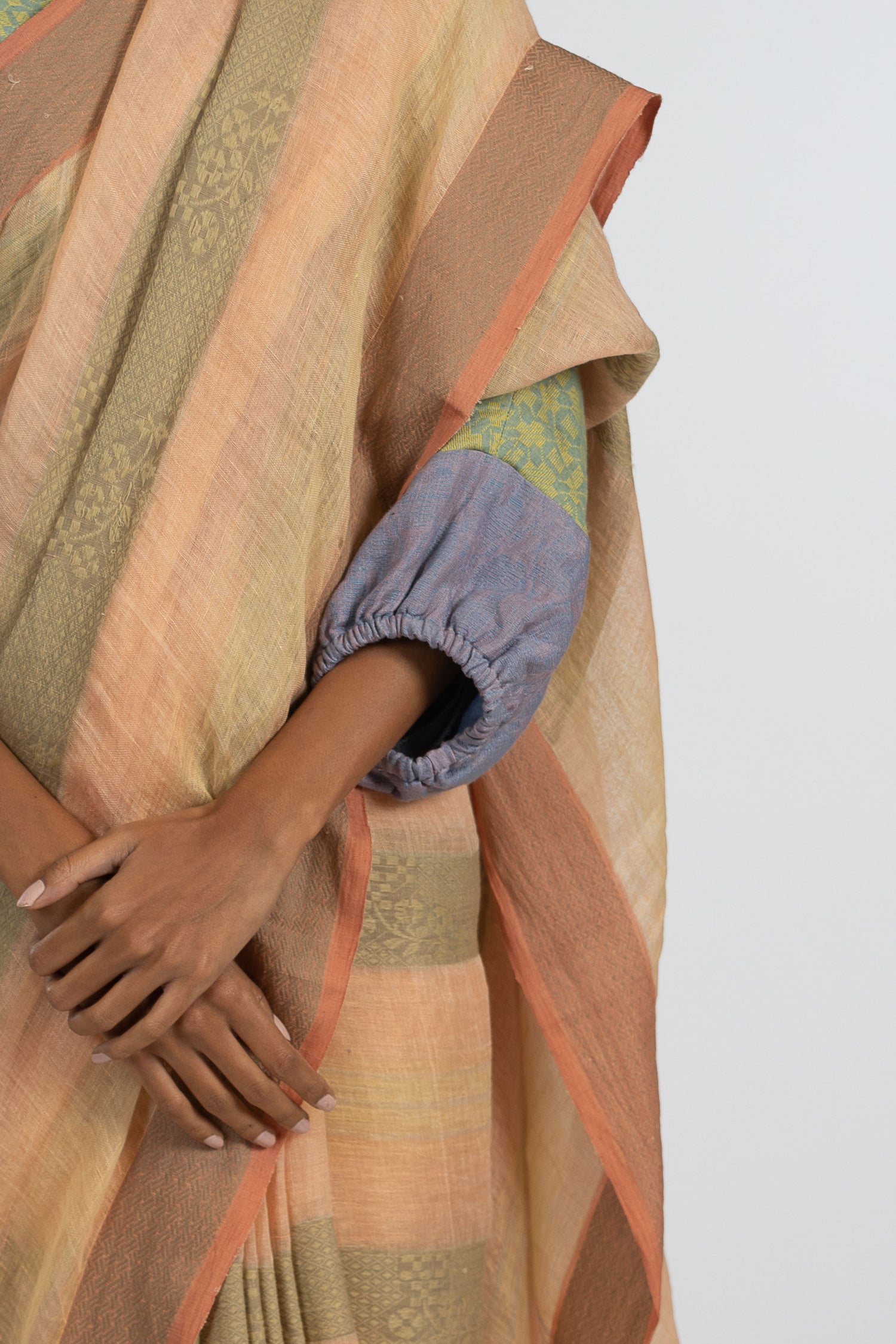 'JAYA' Linen Handloom Sari