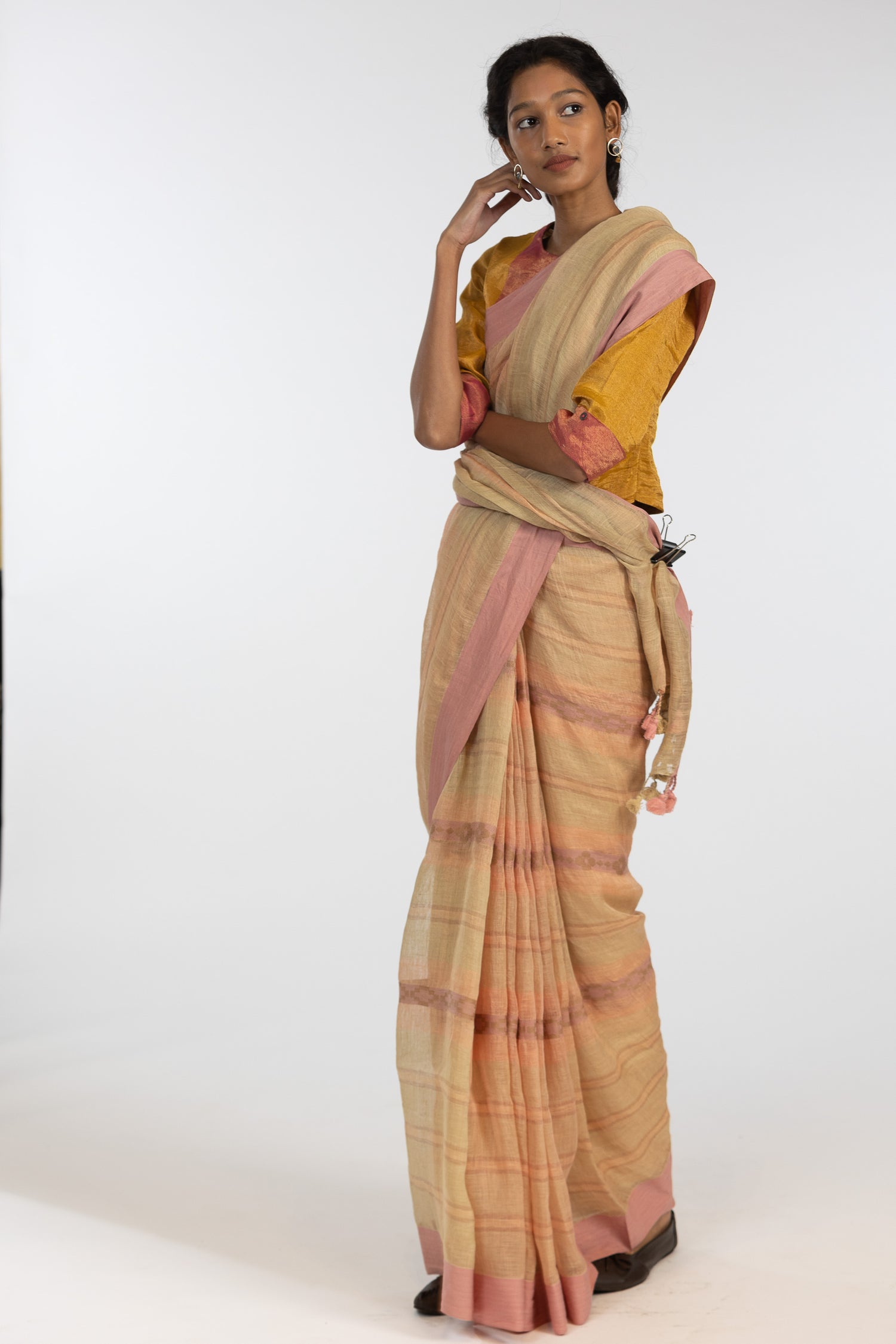 'URMILA' Linen Handloom Sari