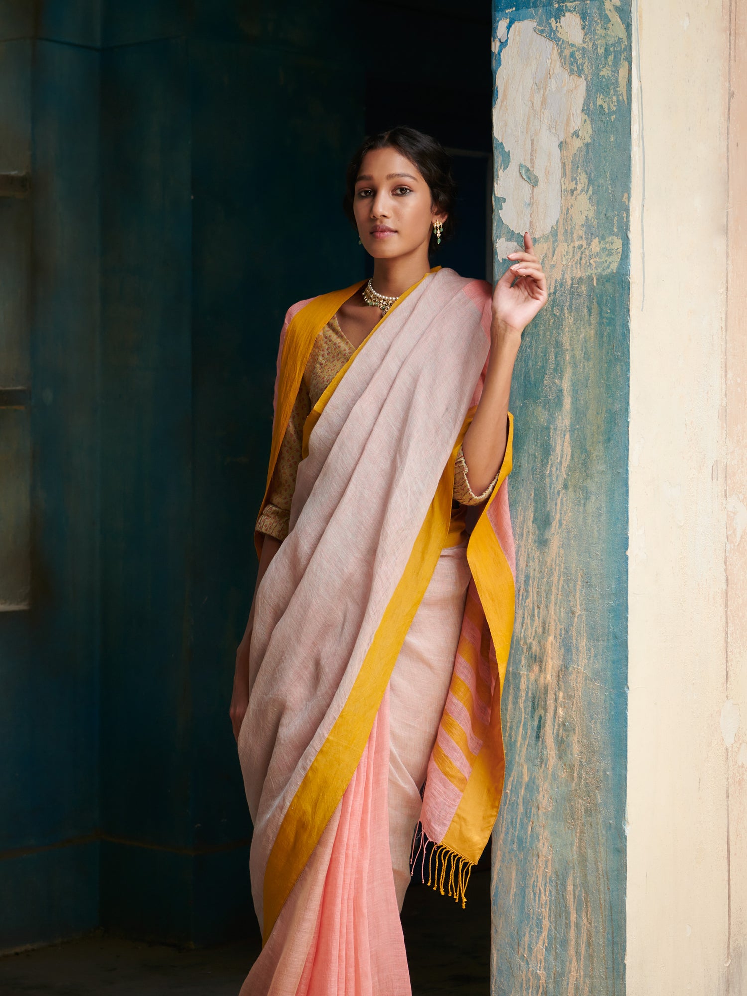 Anita Linen Handloom Sari