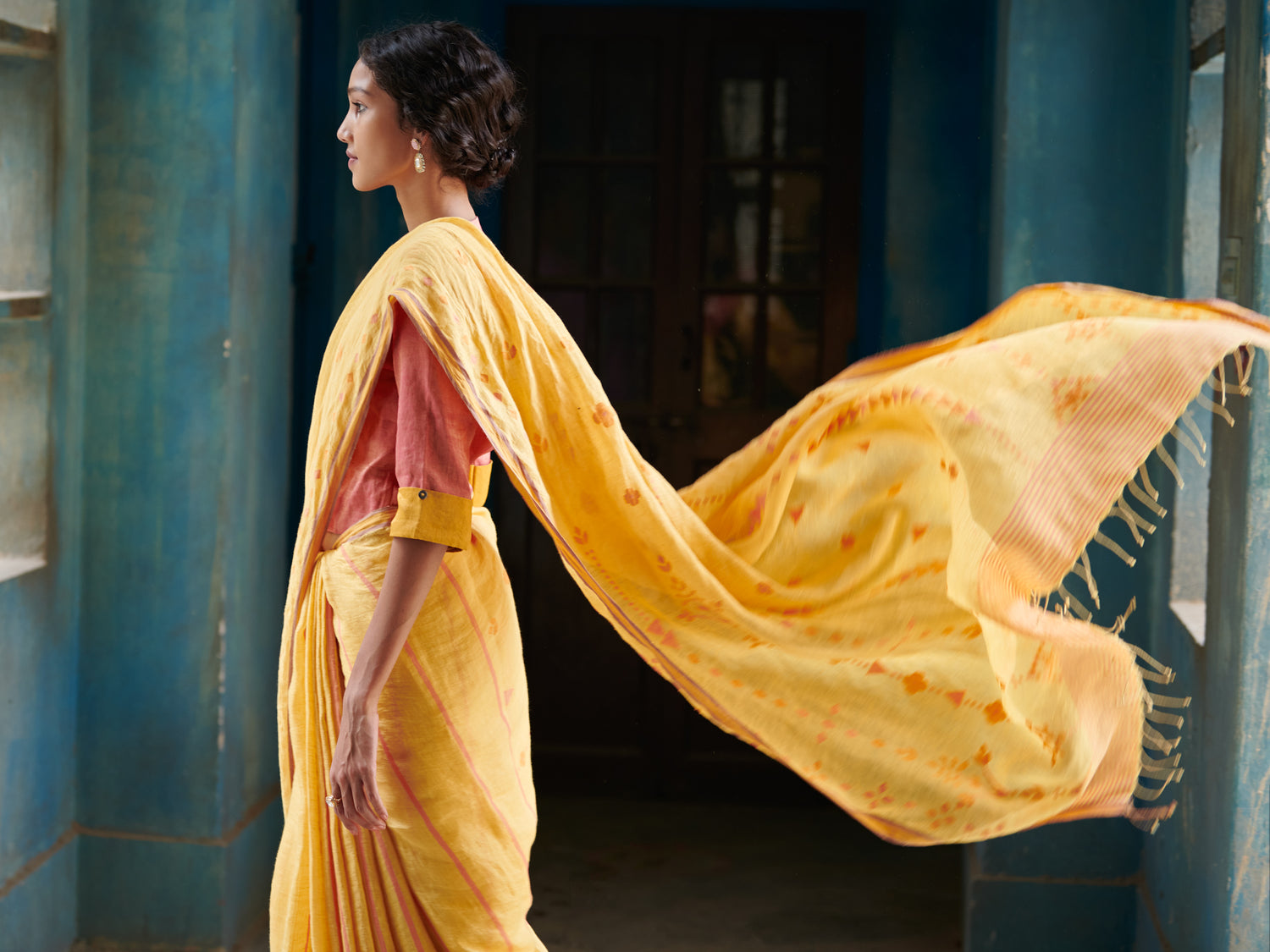 Alka Jamdani Linen Handloom Sari