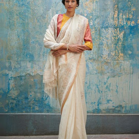 Saree Perfection: How Kanjivaram, Kasturi, and Linen Sarees from Kasturi Kundal Enhance Your Style