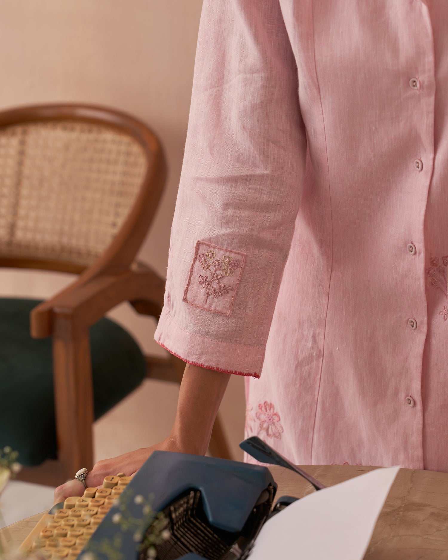 Ishq Pure Linen Kurta set