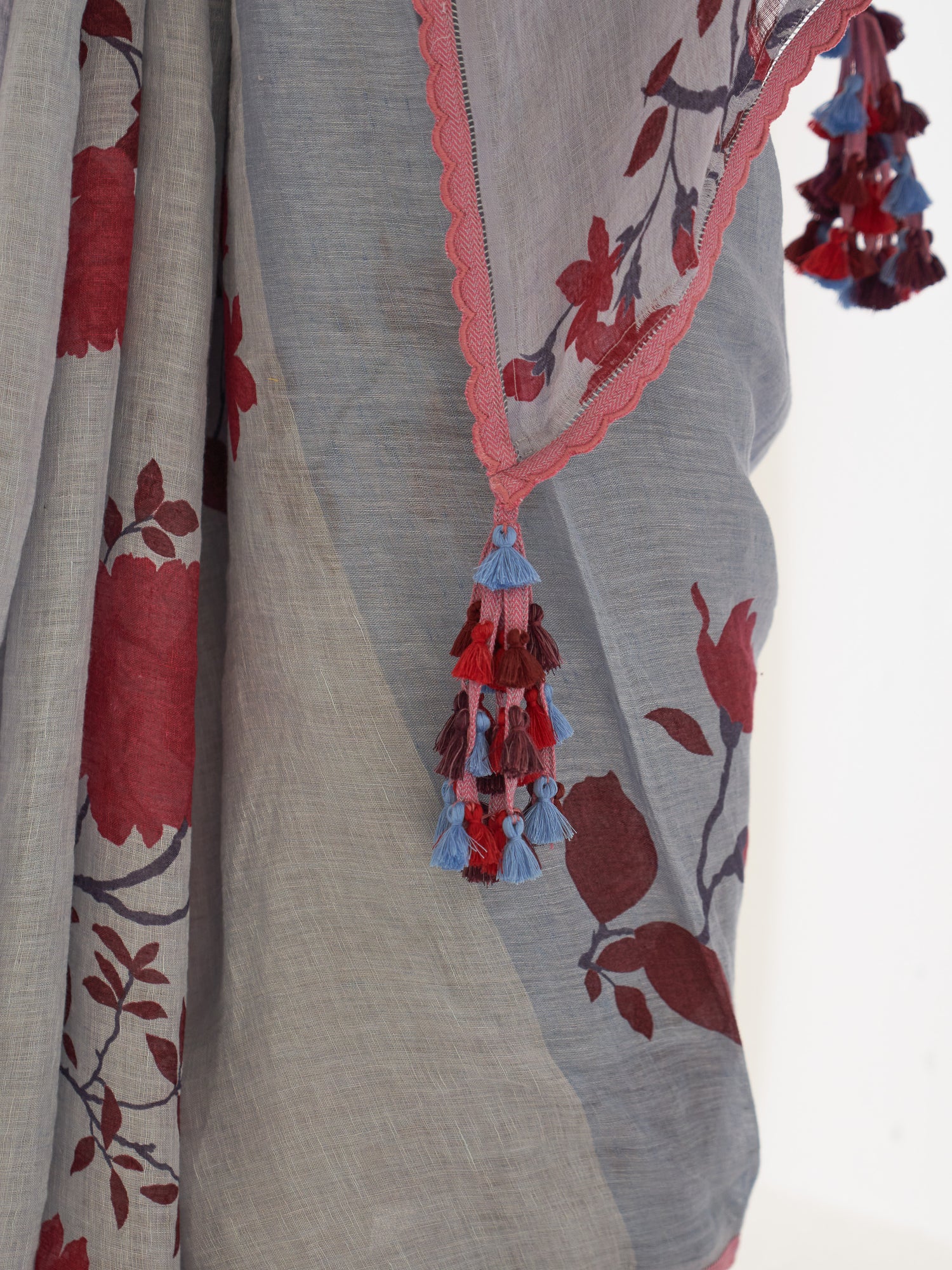 'Chameli' Pure Linen Handloom Sari