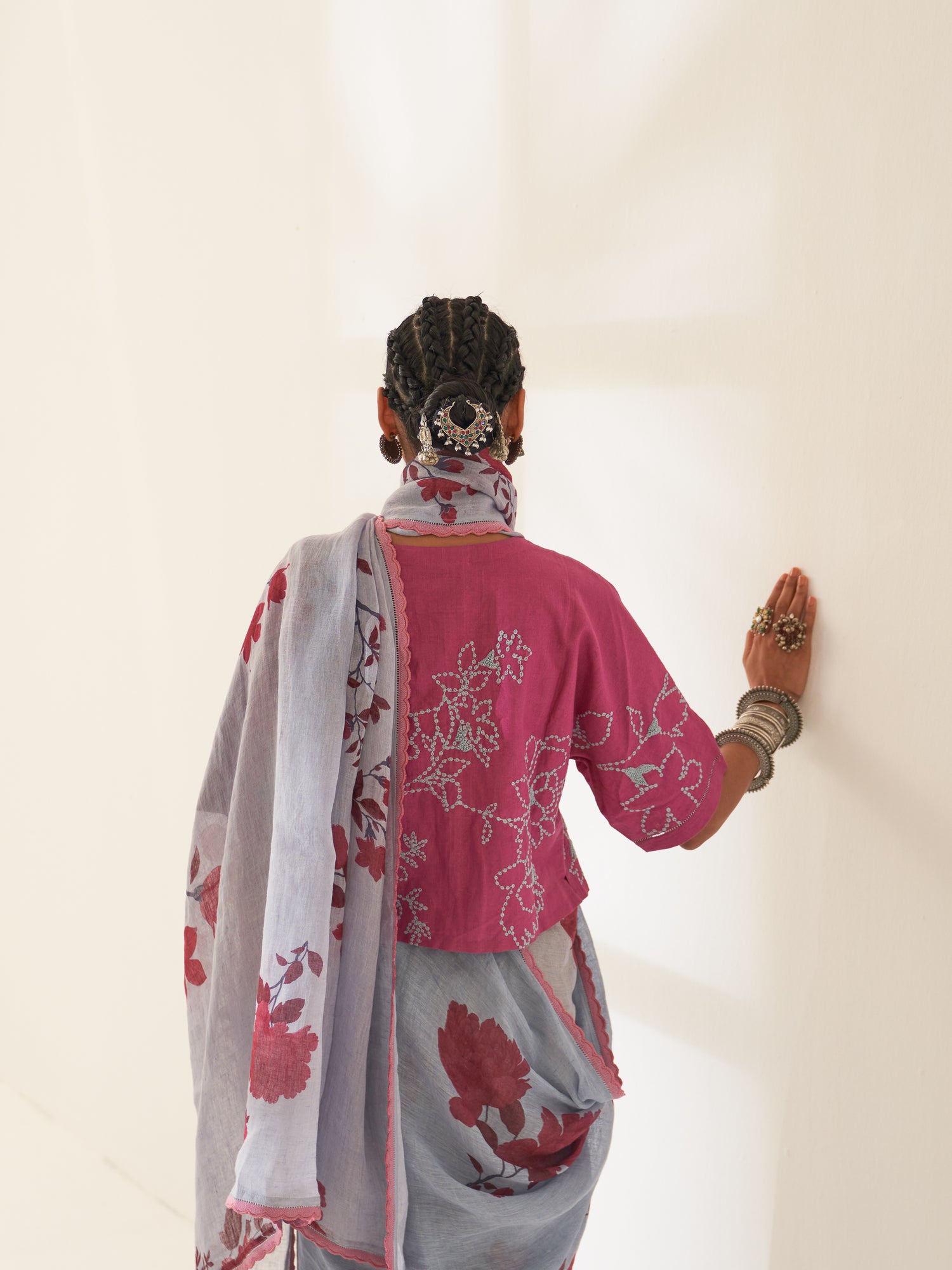 'Chameli' Pure Linen Handloom Sari