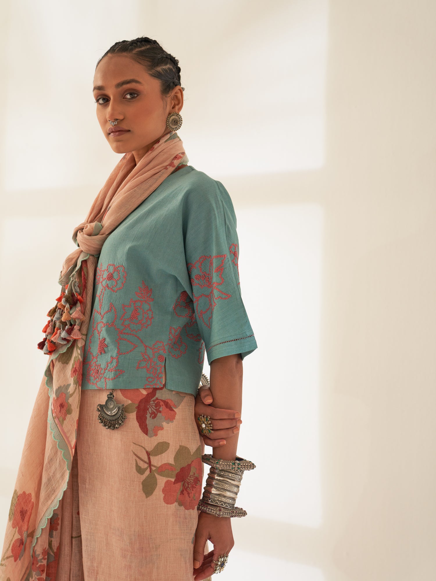 'Pankhuri' Pure Linen Handloom Sari