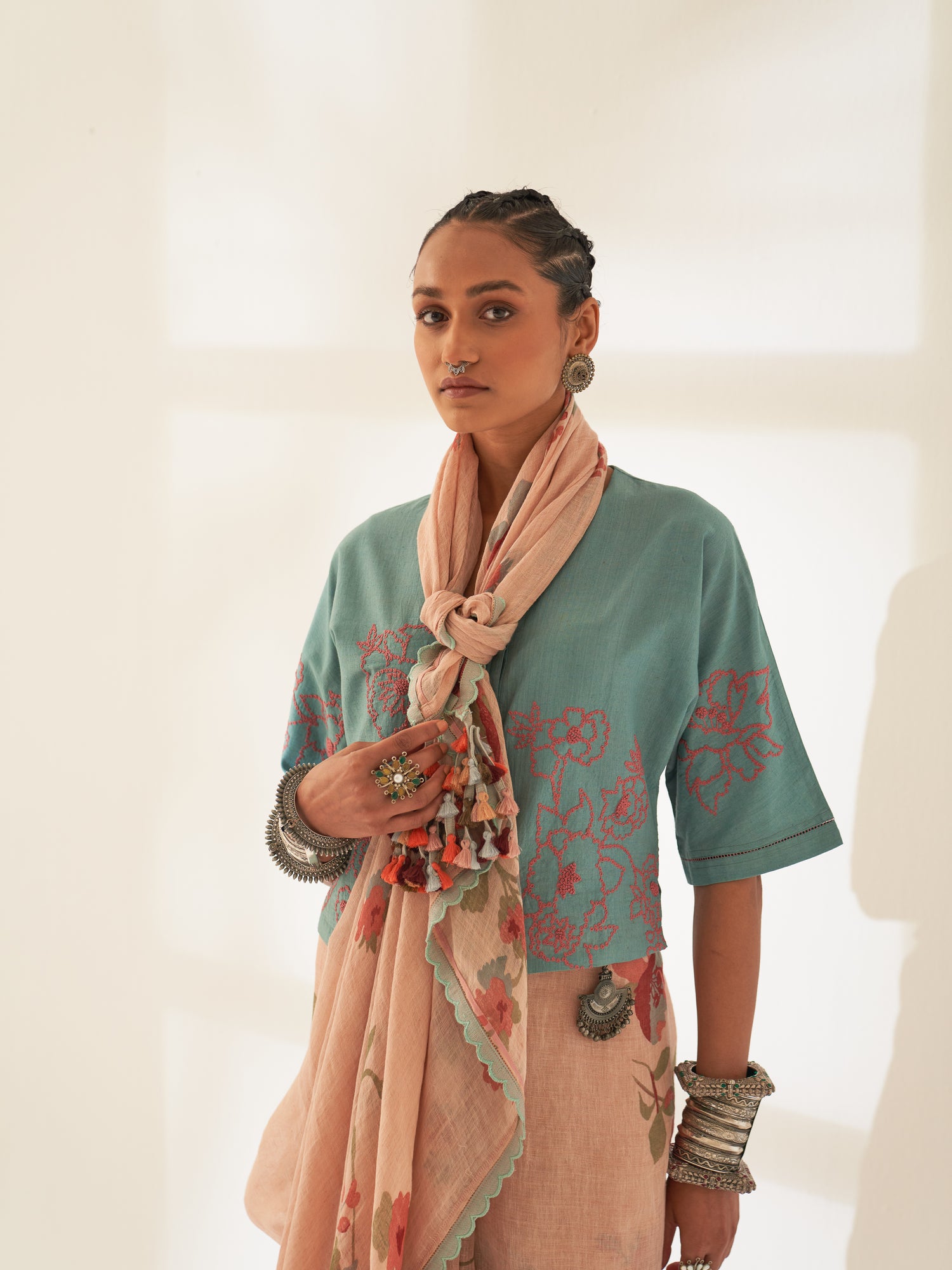 'Pankhuri' Pure Linen Handloom Sari