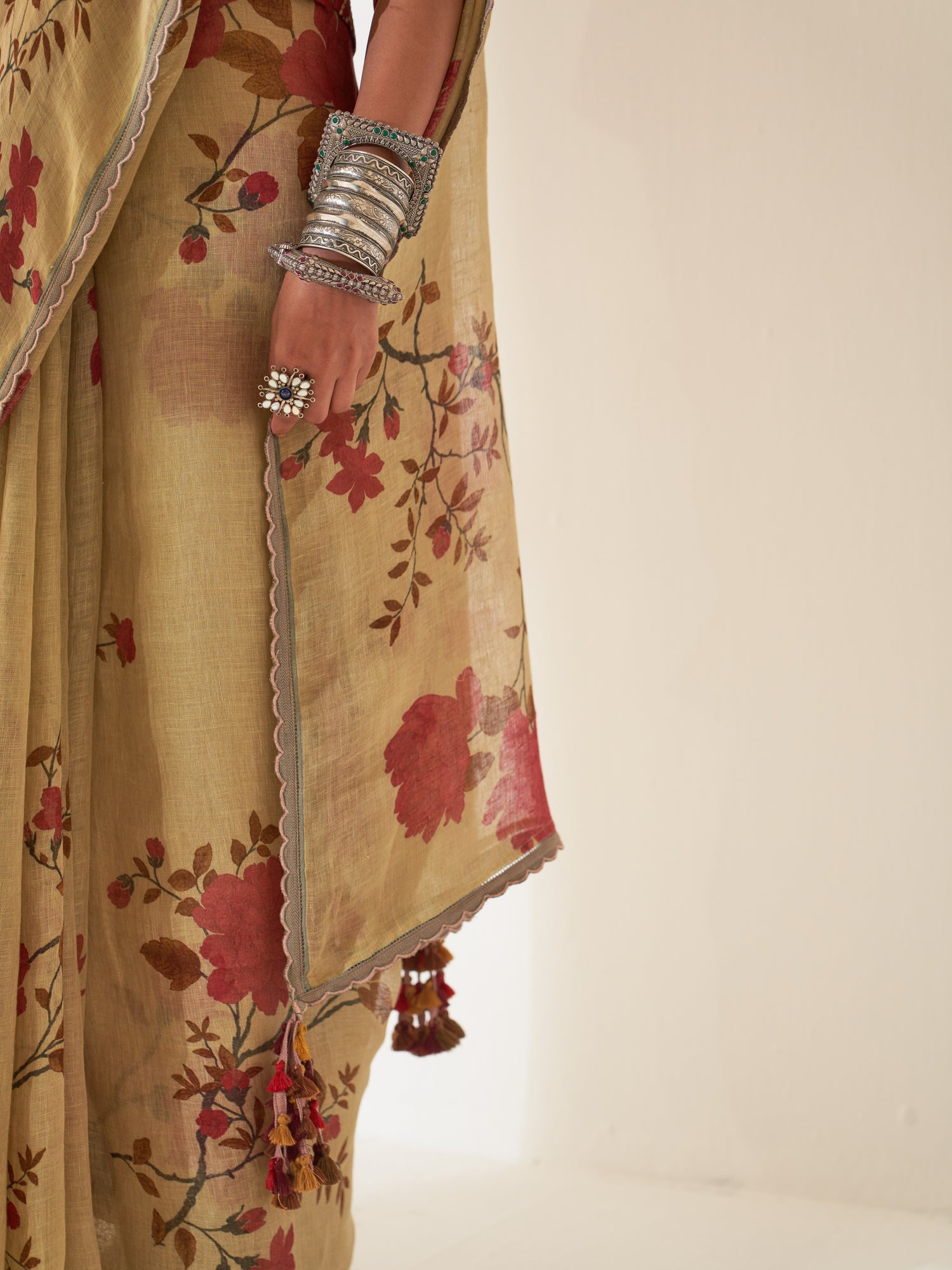 'Parag' Pure Linen Handloom Sari