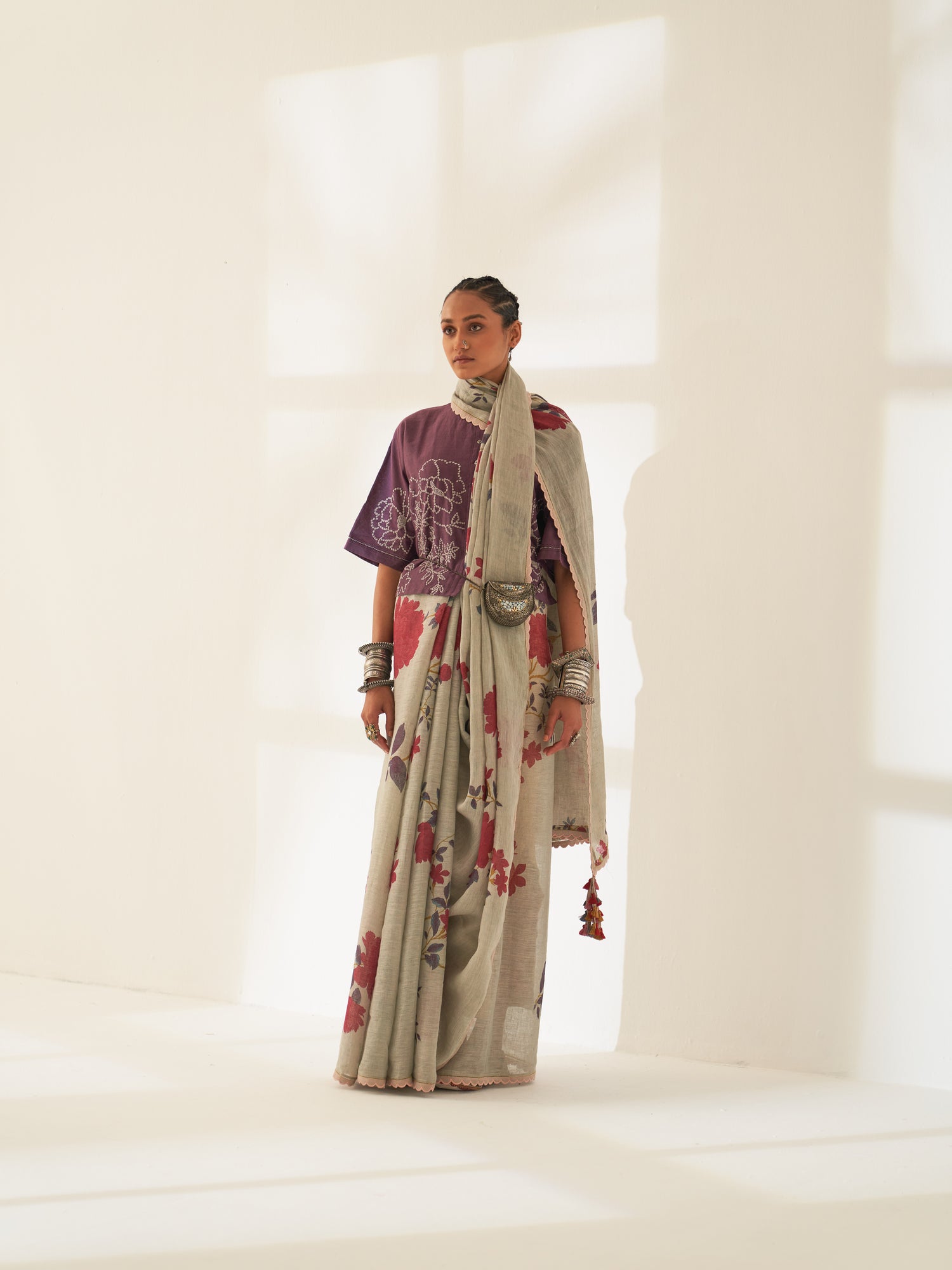 'Buta' Pure Linen Handloom Sari