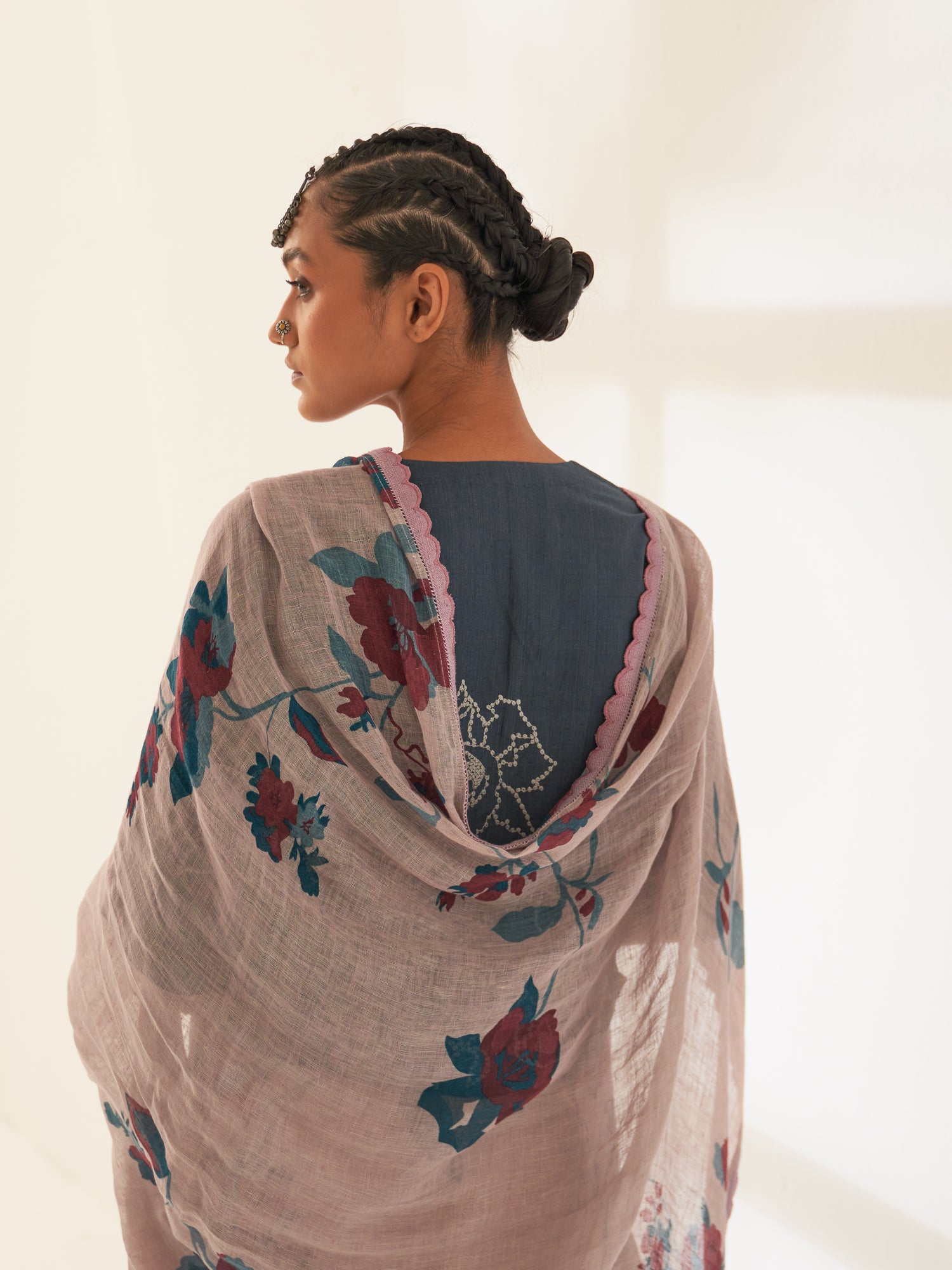'BEEYA' Pure Linen Handloom Sari