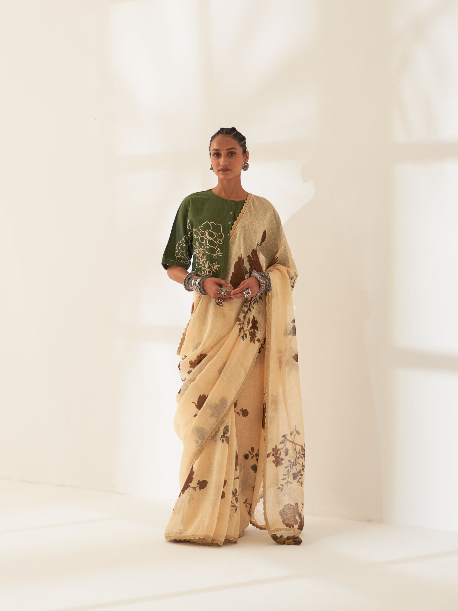 'Mahogany' Pure Linen Handloom Sari