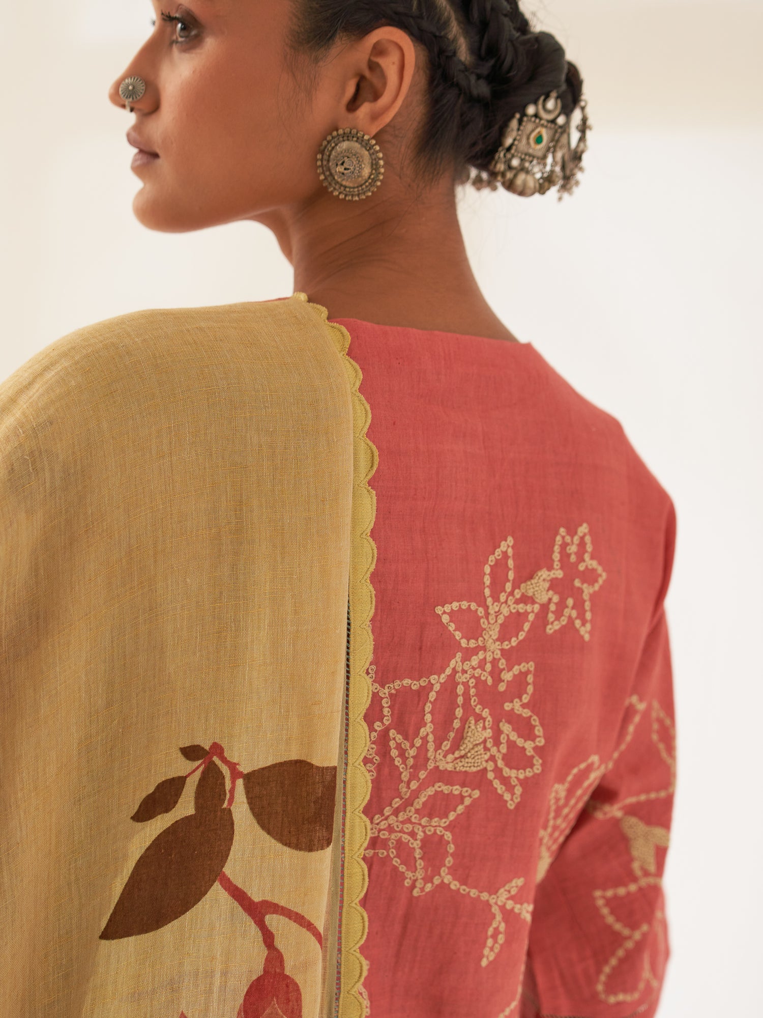 'Pushpa' Pure Linen Handloom Sari