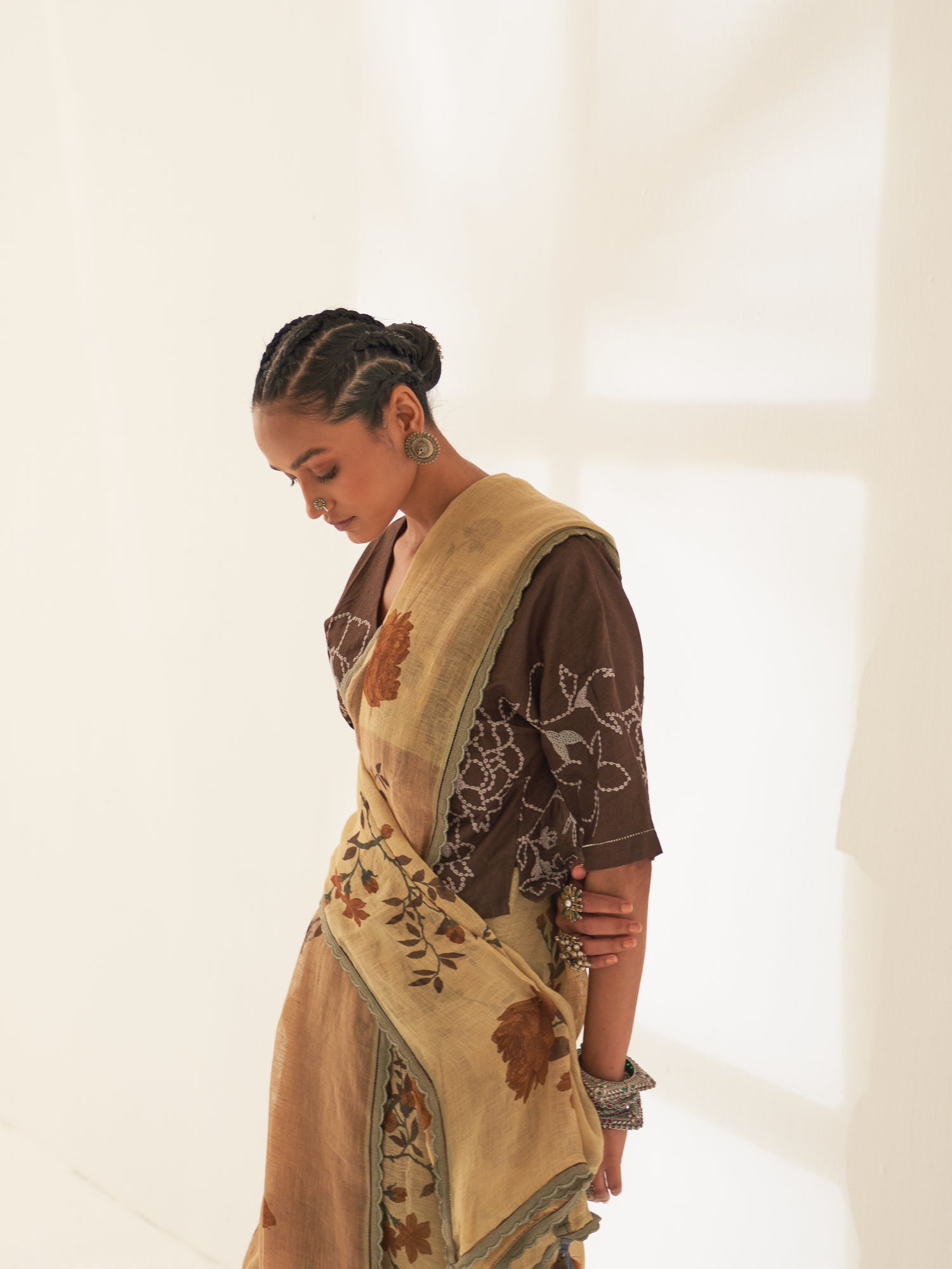 'Chhanv' Pure Linen Handloom Sari