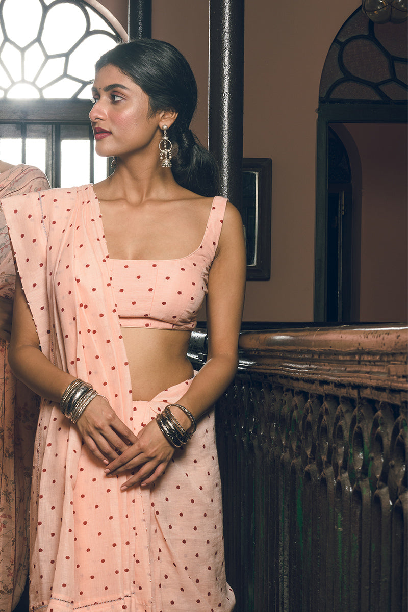 'Malini' Floral Polka Peach Linen Handloom Sari