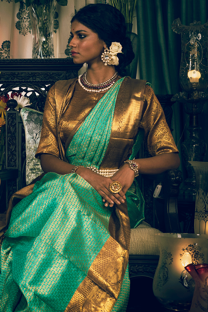Sea Green Geometric Zari Pure Silk Kanjivaram Handloom Sari