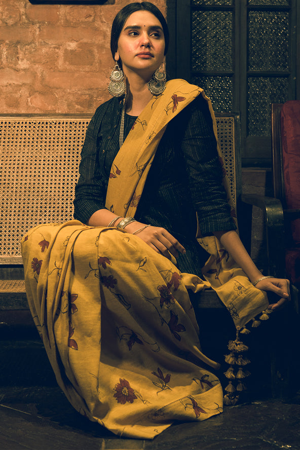 'Harsha' Mustard Chamomile Linen Handloom Sari