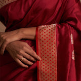 'Mehrab Gulab' Laal Kadhua Benarasi Handloom Sari