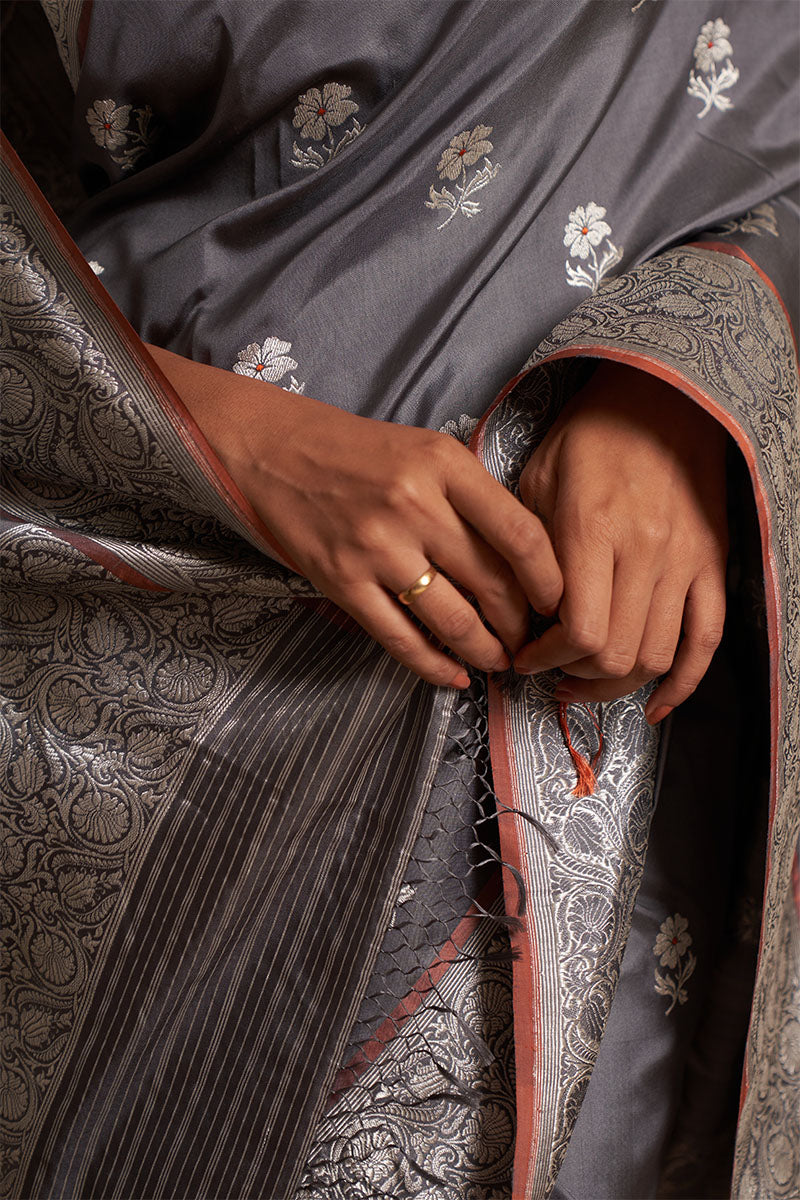 Purple woven faux chiffon saree with blouse - Shangrila Designer - 2895692