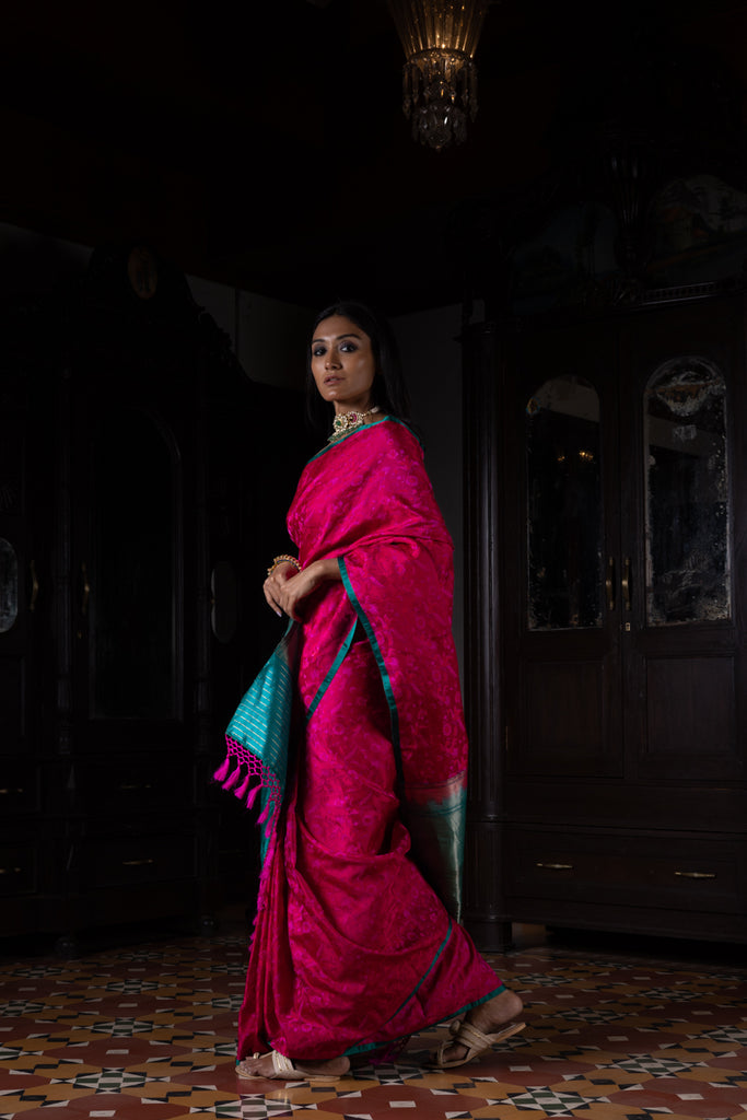 'Natkhat Chiraiya' Rani Tanchoi Benarasi Handloom Sari