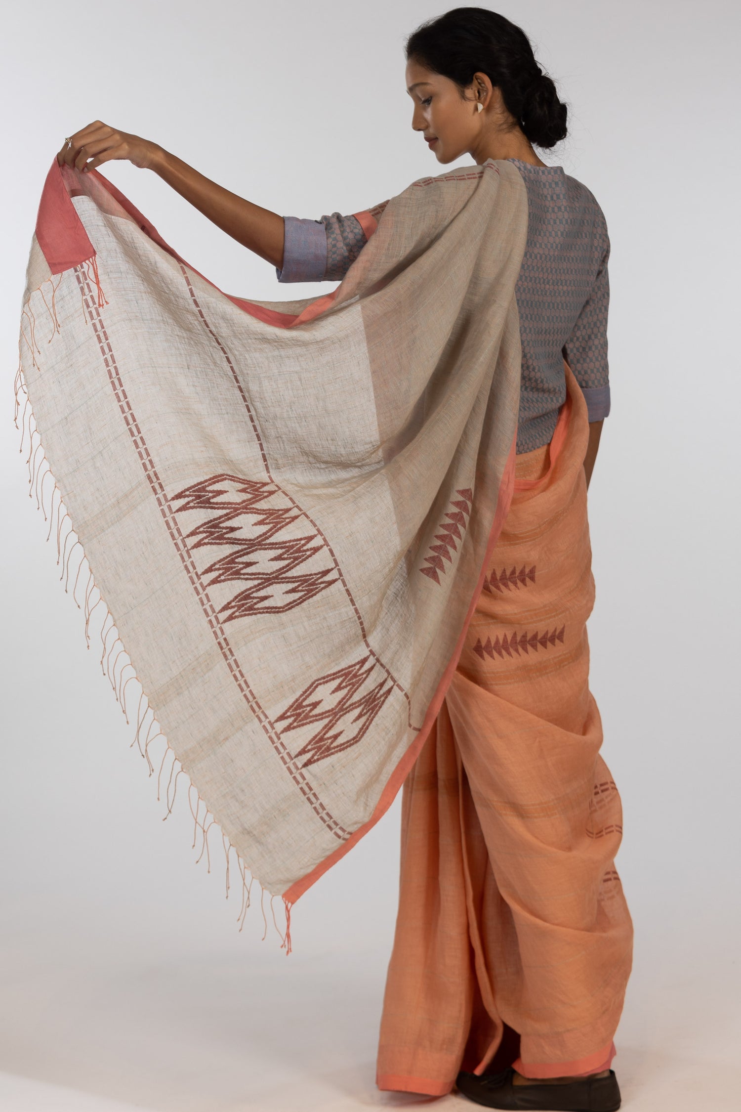 'DEEP' Linen Handloom Sari