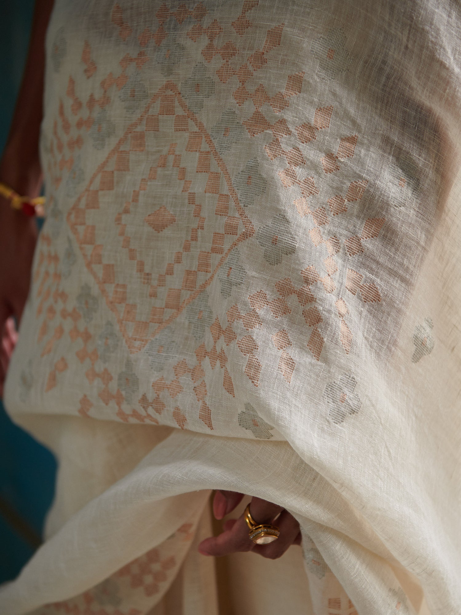 Suman Jamdani Linen Handloom Sari