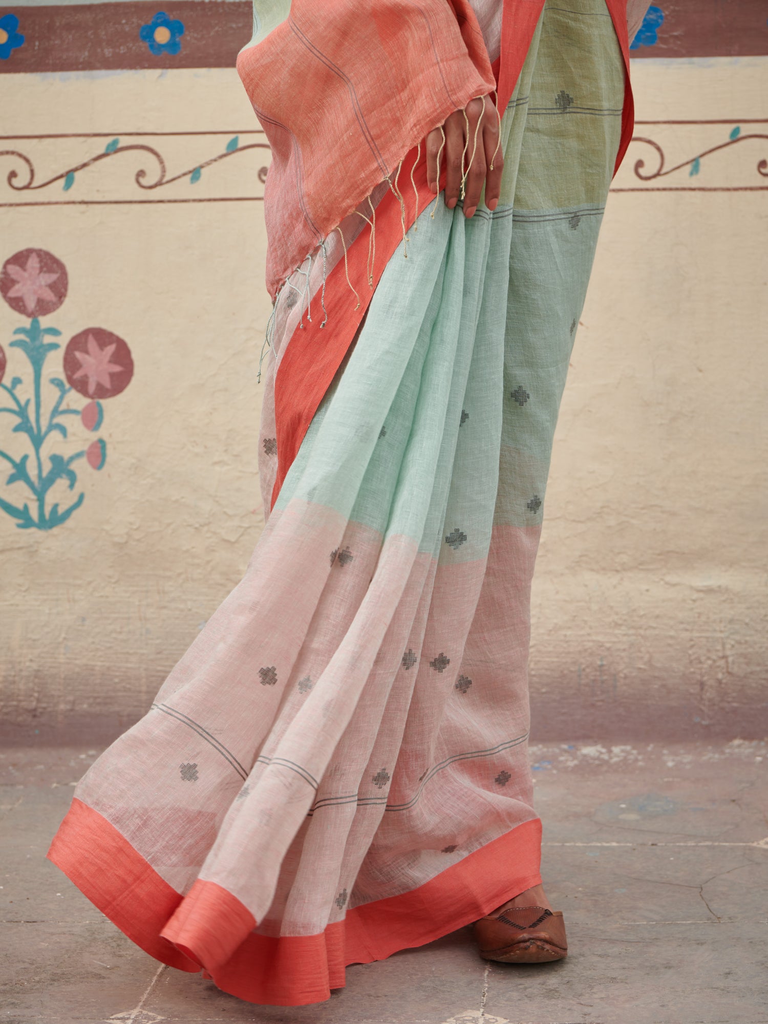 Aarushi Jamdani Linen Handloom Sari