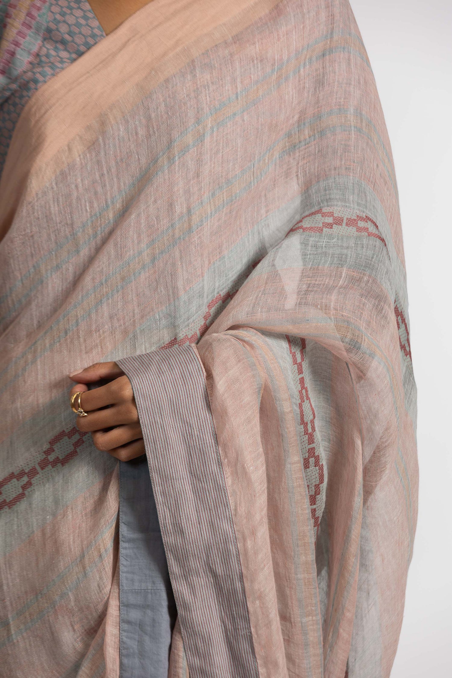 'KAJOL' Linen Handloom Sari