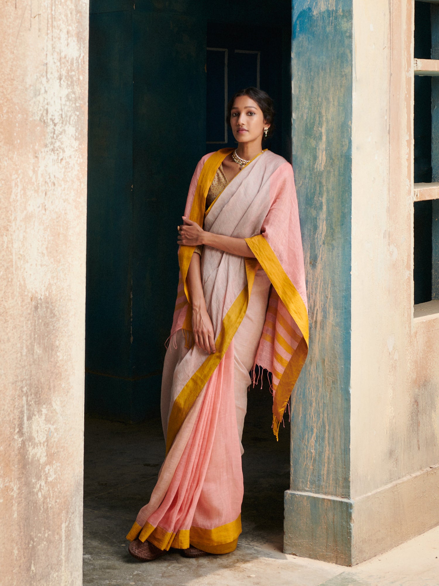 Anita Linen Handloom Sari