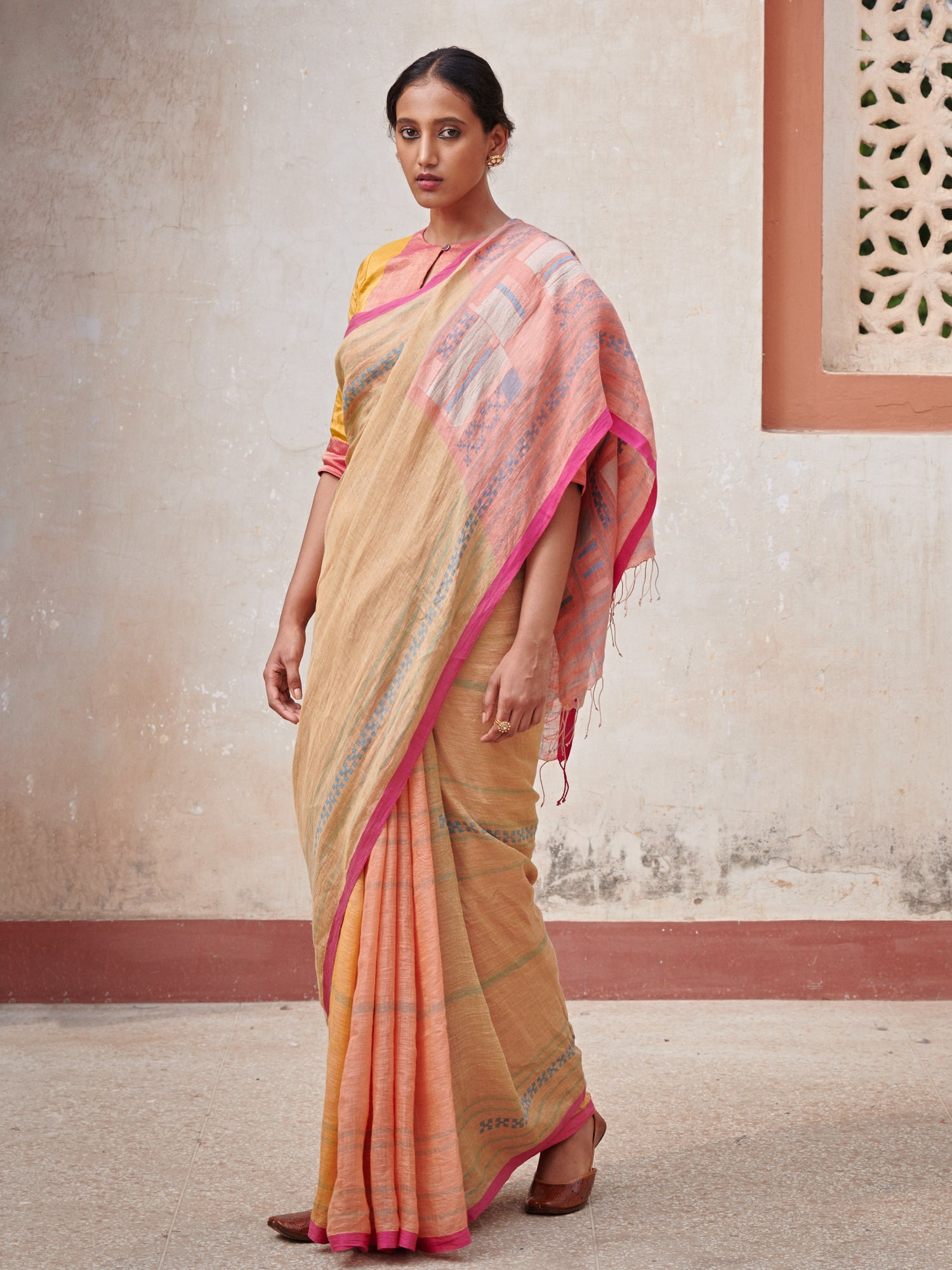 Manya Linen Handloom Sari